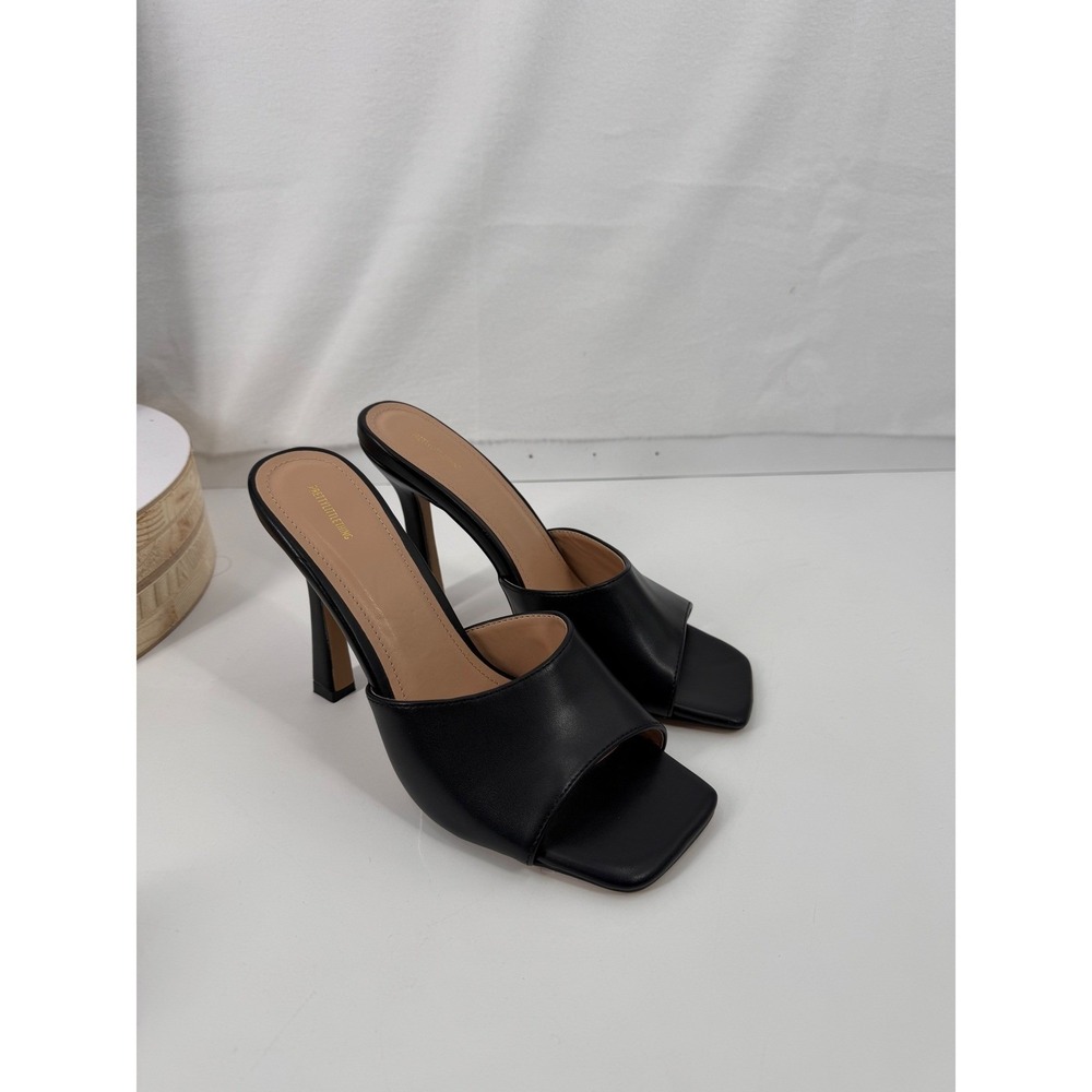 PrettyLittleThing‎ Heeled Mules Womens Size 6 Black Square Toe Sandals Chic